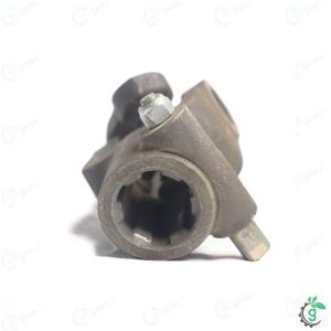 6 Teeth Tractor Side, 10 Teeth Thresher Side Yoke Cross Holder, Heavy Duty For All Threshers